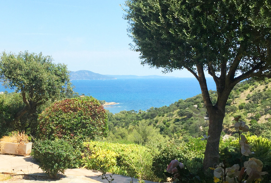 Sea view property in Gaou Bénat- THIS PROPERTY HAS BEEN SOLD BY AGENCE DU REGARD