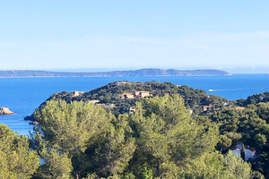 Villa with sea view in Cap Bnat