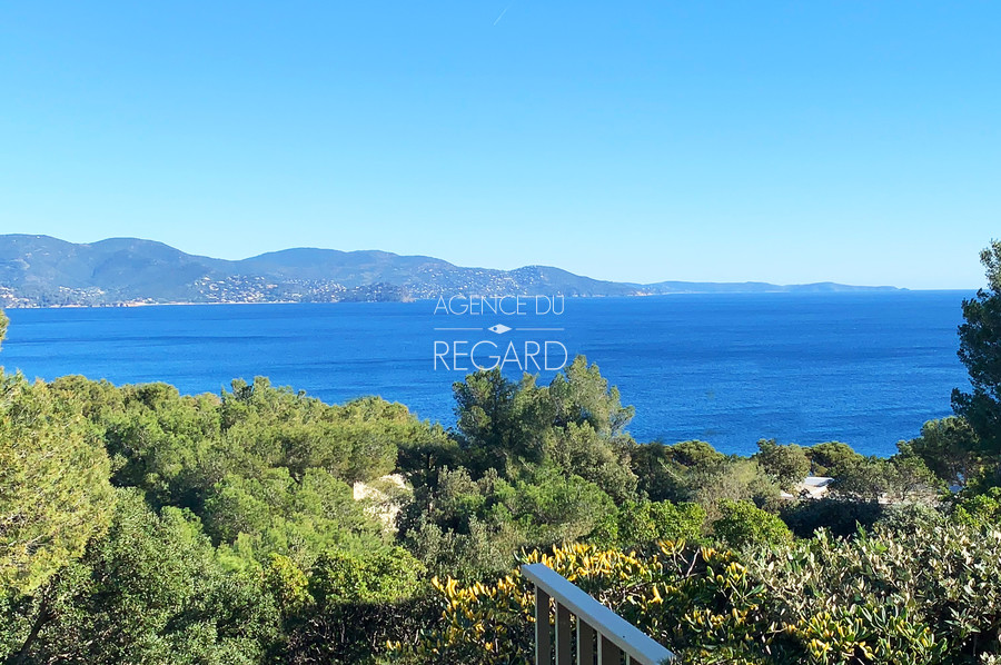 Cap Bnat, Property with sea view...- THIS PROPERTY HAS BEEN SOLD BY AGENCE DU REGARD-