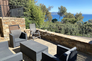 property with sea view in Gaou Bénat