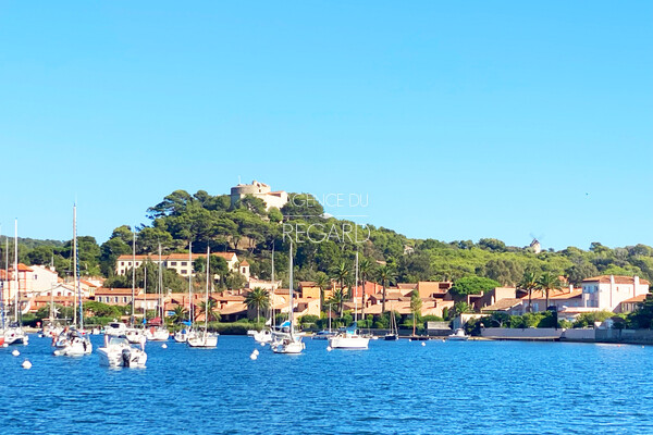 Apartment in Porquerolles, just few minutes from the sea...