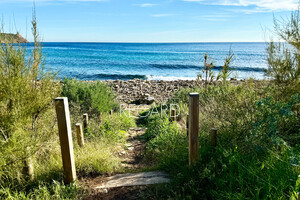 property with sea view in Saint-Mandrier