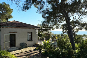 property with sea view in Saint-Mandrier