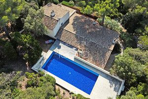 property with sea view in Cap B�nat