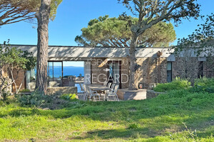 property with sea view in Gaou B�nat