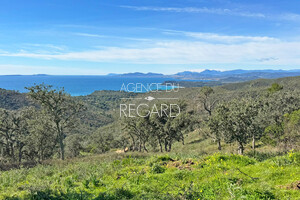 property with sea view in Gaou B�nat