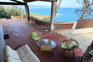 waterfront property in Cap B�nat